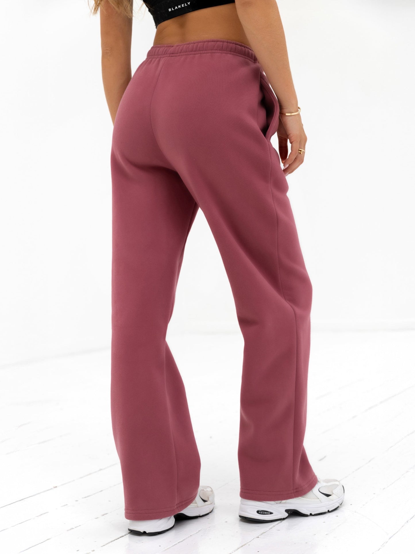 Amelie Wide Leg Sweatpants - Dark Pink