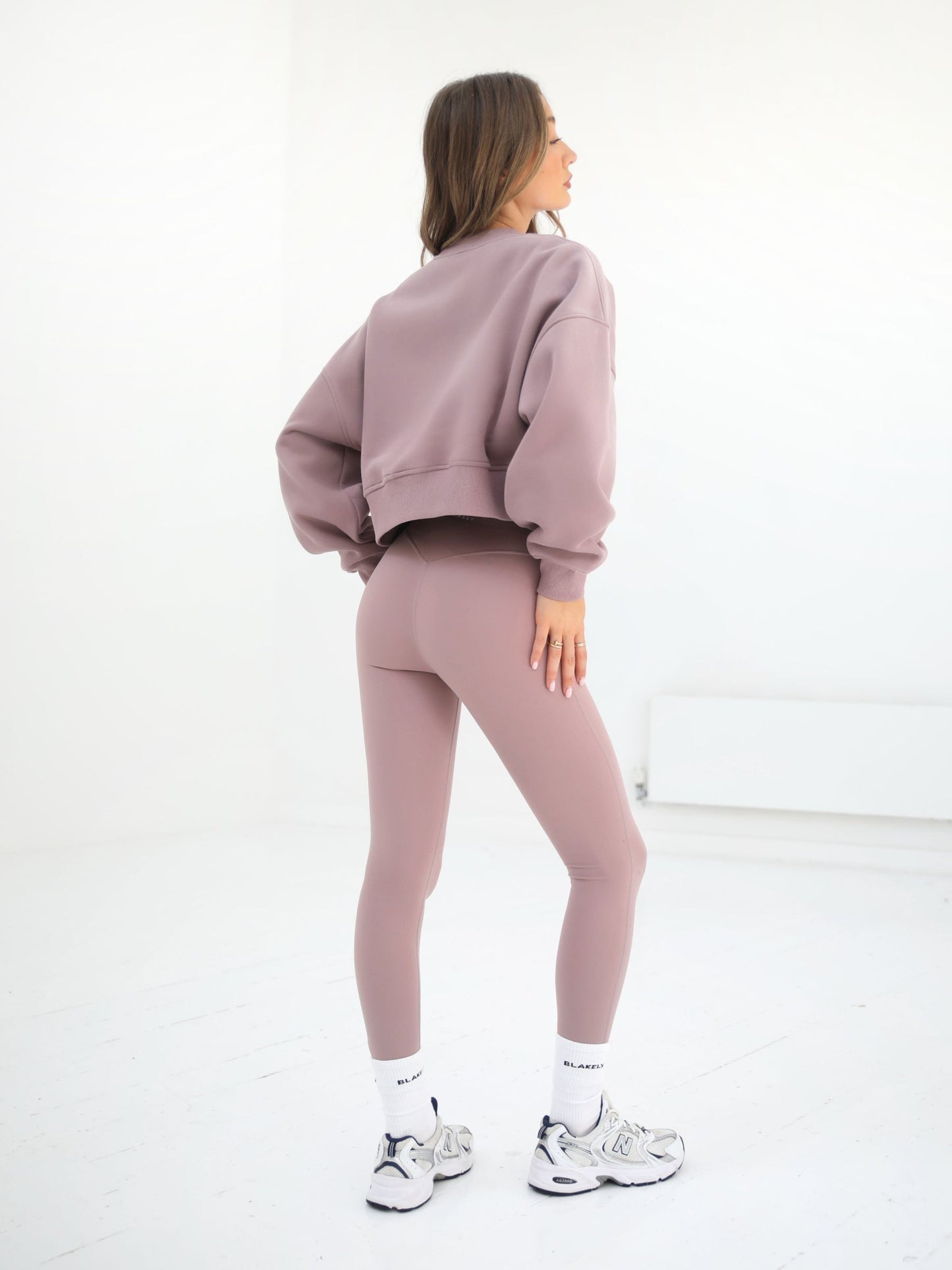 Off Duty Cropped Sweater - Dusty Pink