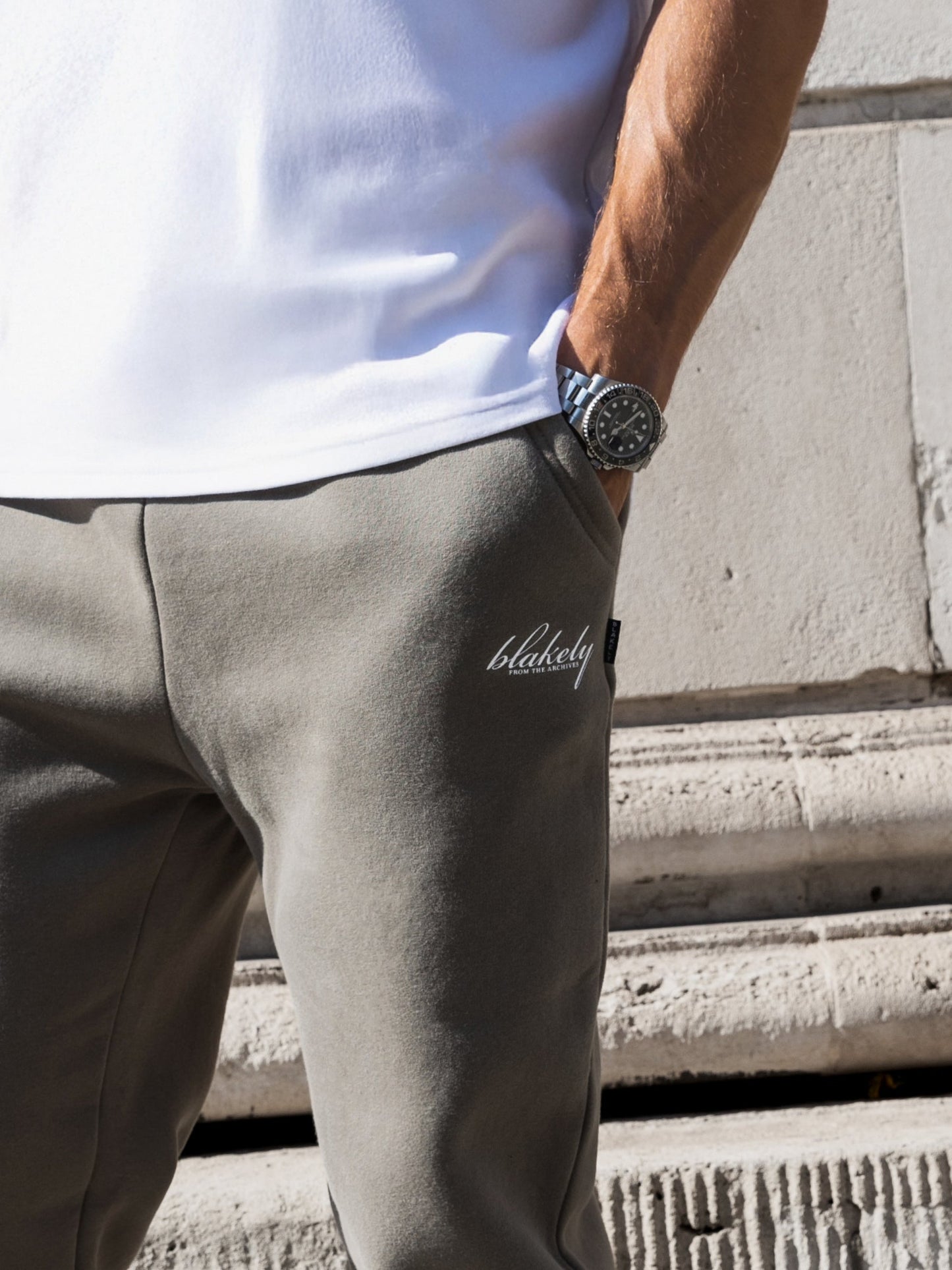 Austin Relaxed Sweatpants - Safari Green