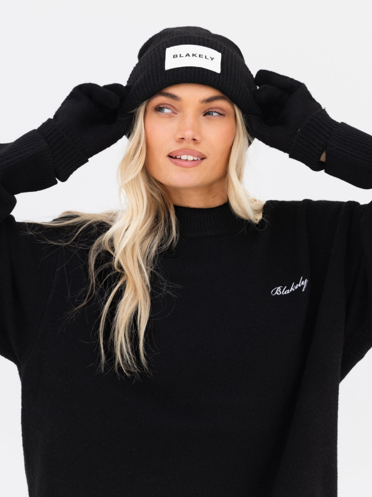 Oversized Knitted Sweater - Black
