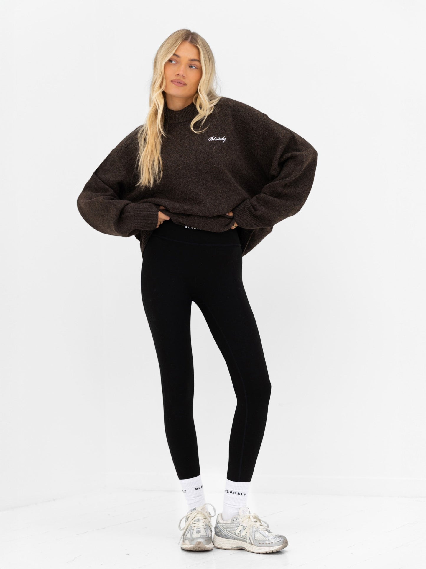 Oversized Knitted Sweater - Chocolate Brown