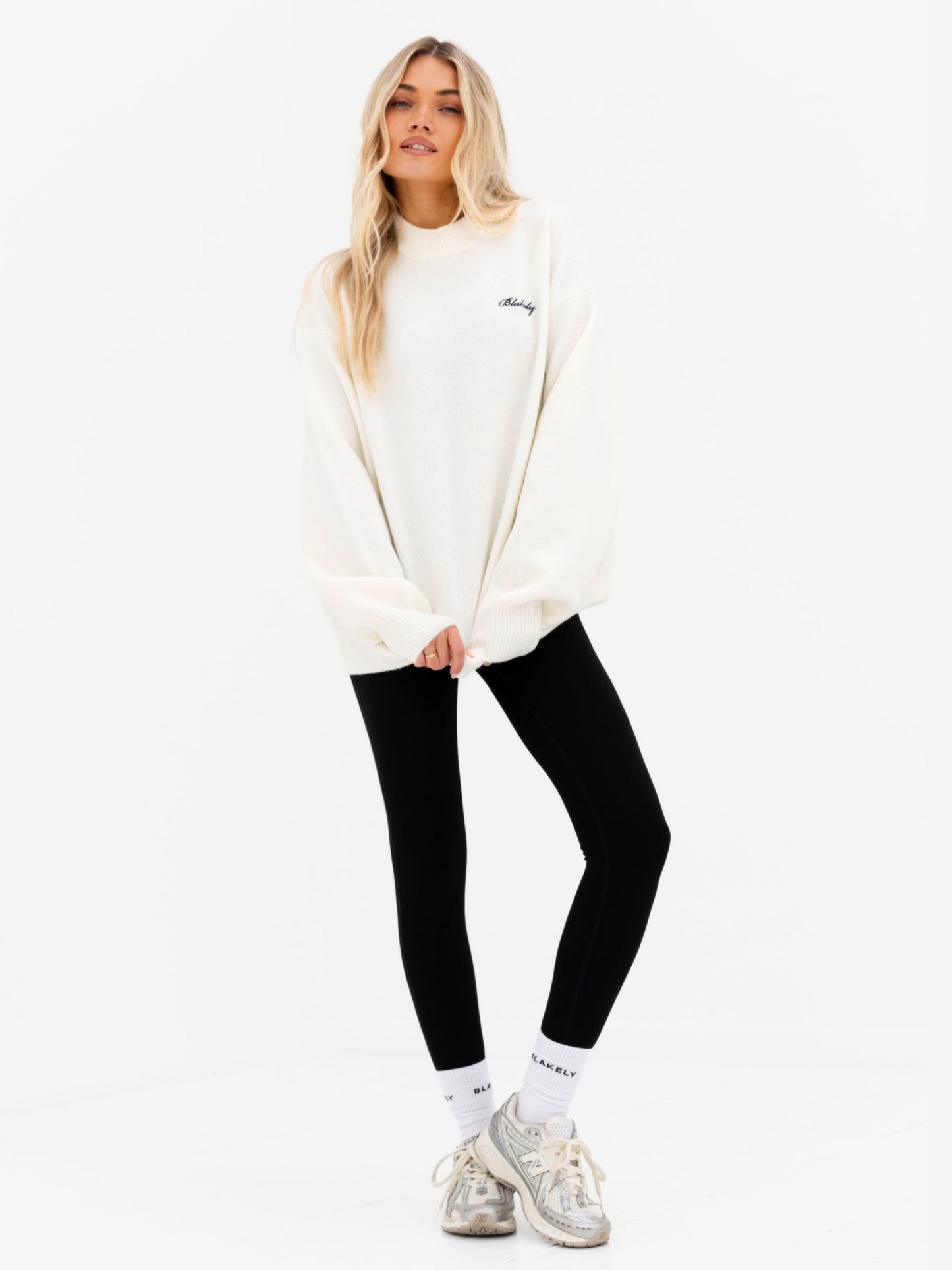 Oversized Knitted Sweater - Cream