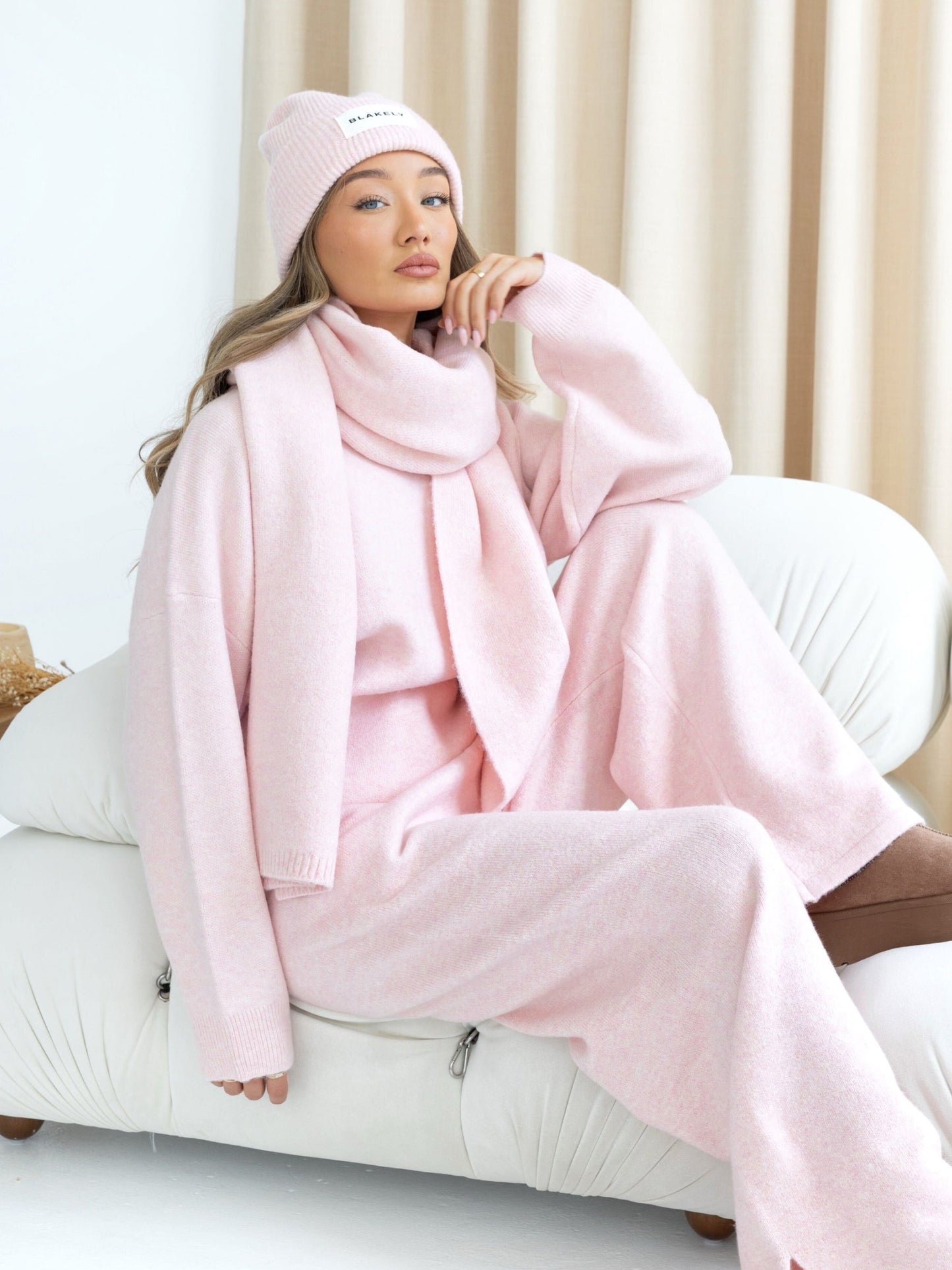 Oversized Knitted Sweater - Marshmallow Pink
