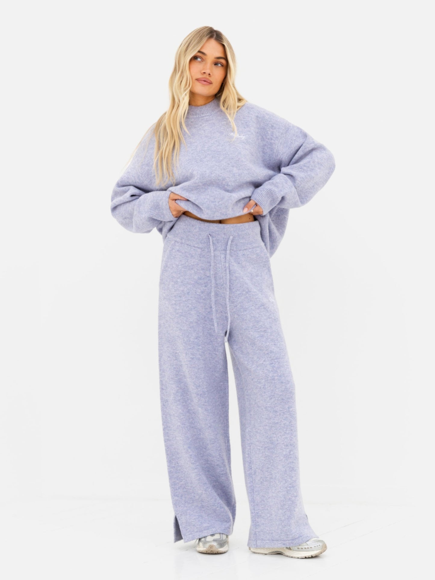 Oversized Knitted Sweater - Lilac