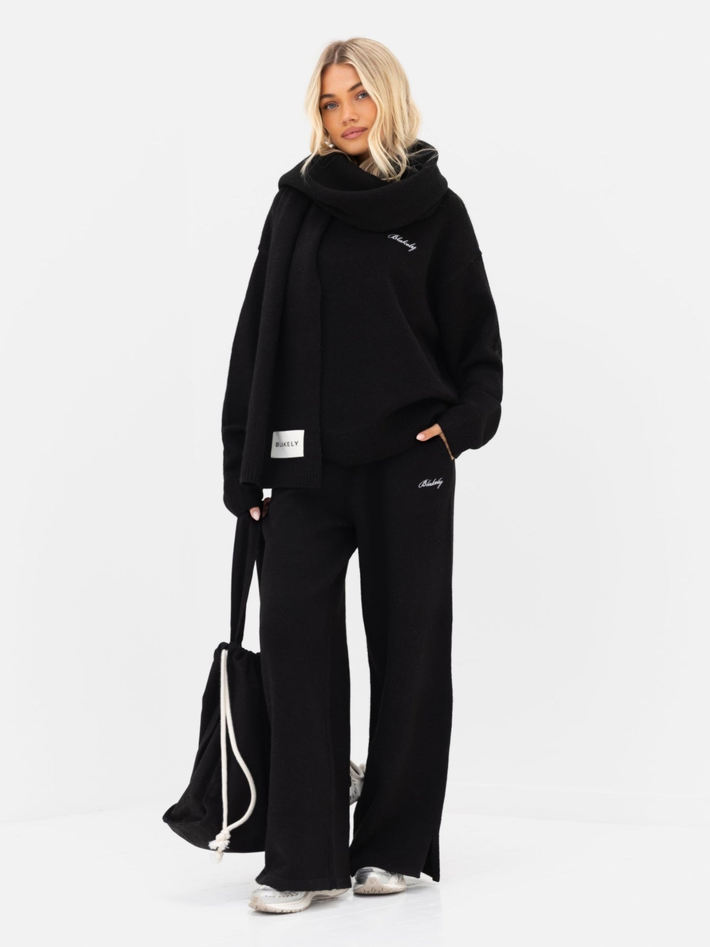 Knitted Wide Leg Sweatpants - Black