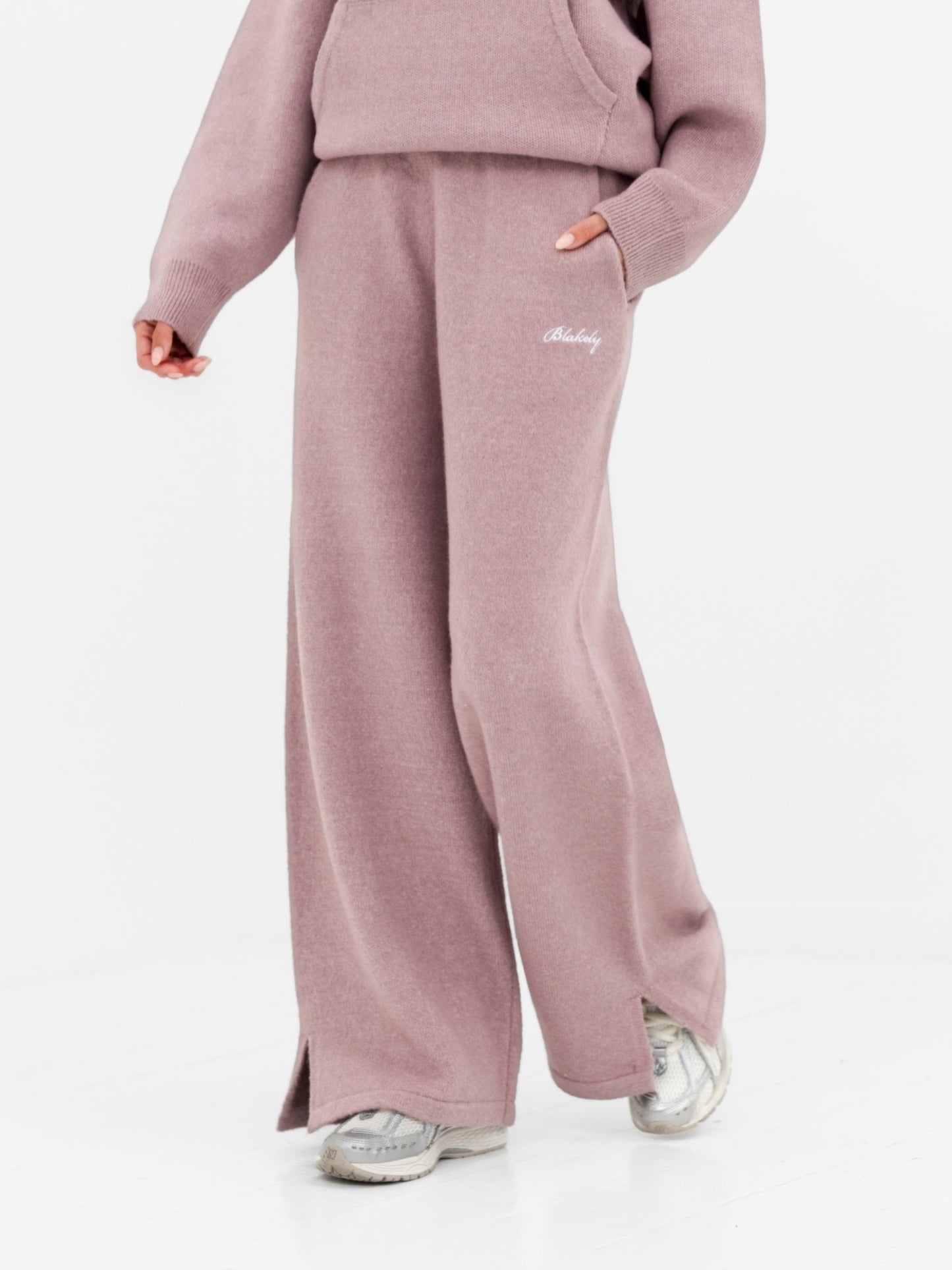 Knitted Wide Leg Sweatpants - Dusty Pink