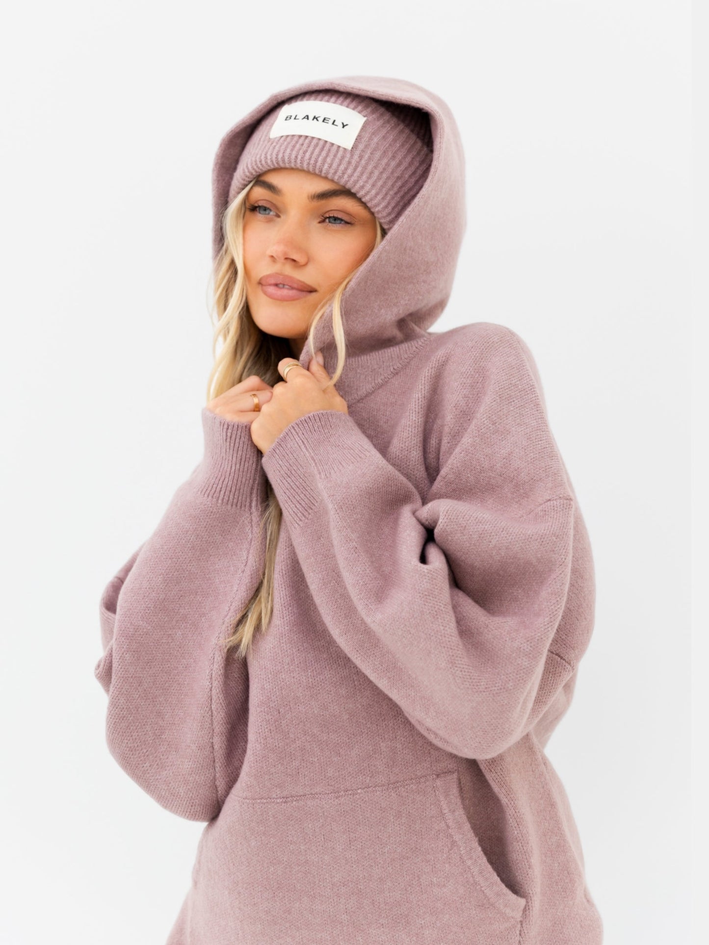 Oversized Knitted Hoodie - Dusty Pink