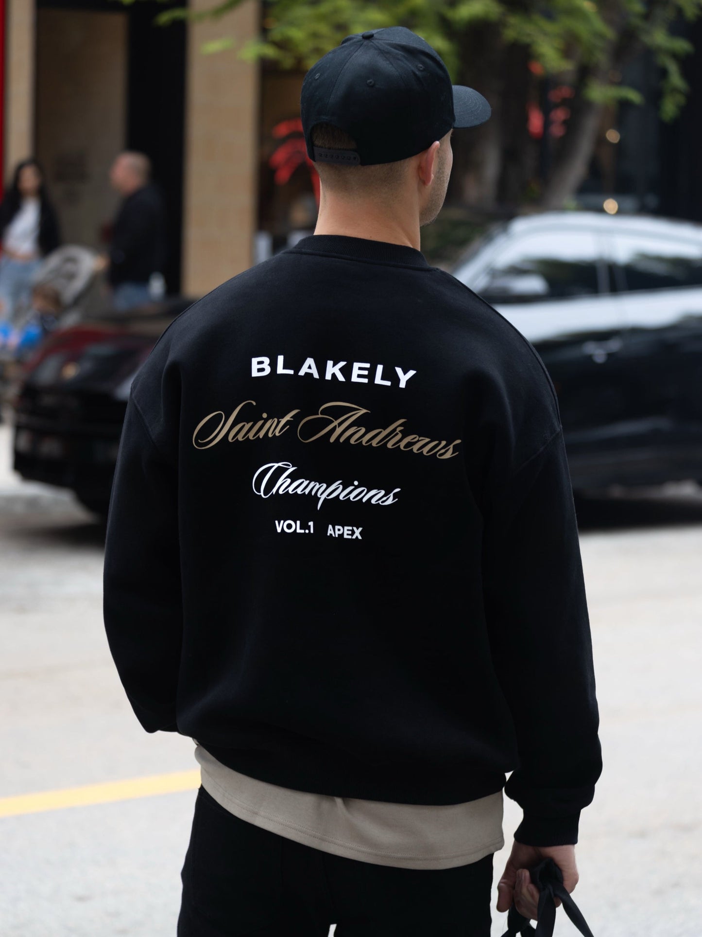 Champions Legacy Relaxed Sweater - Black