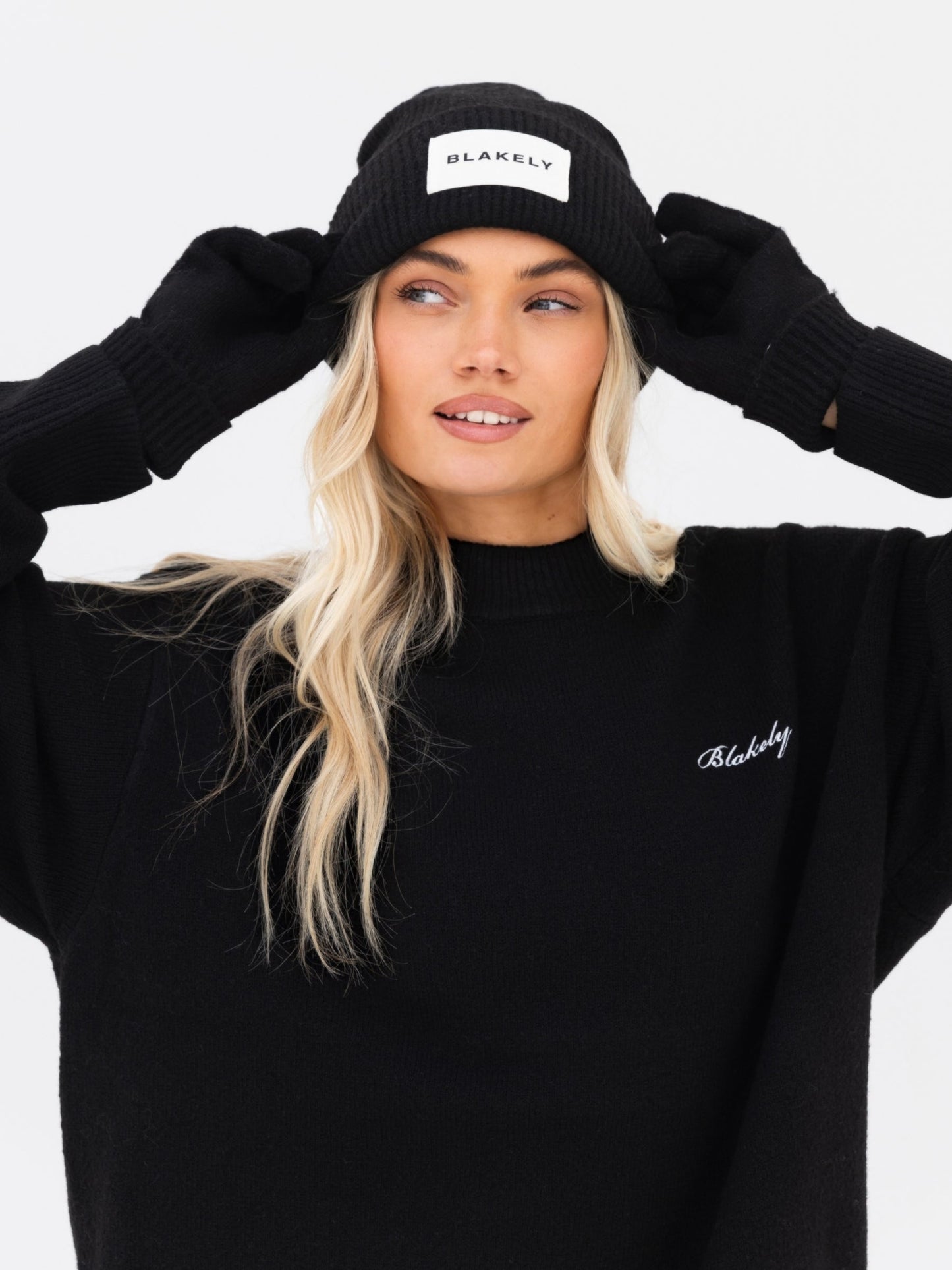 Label Knit Beanie - Black