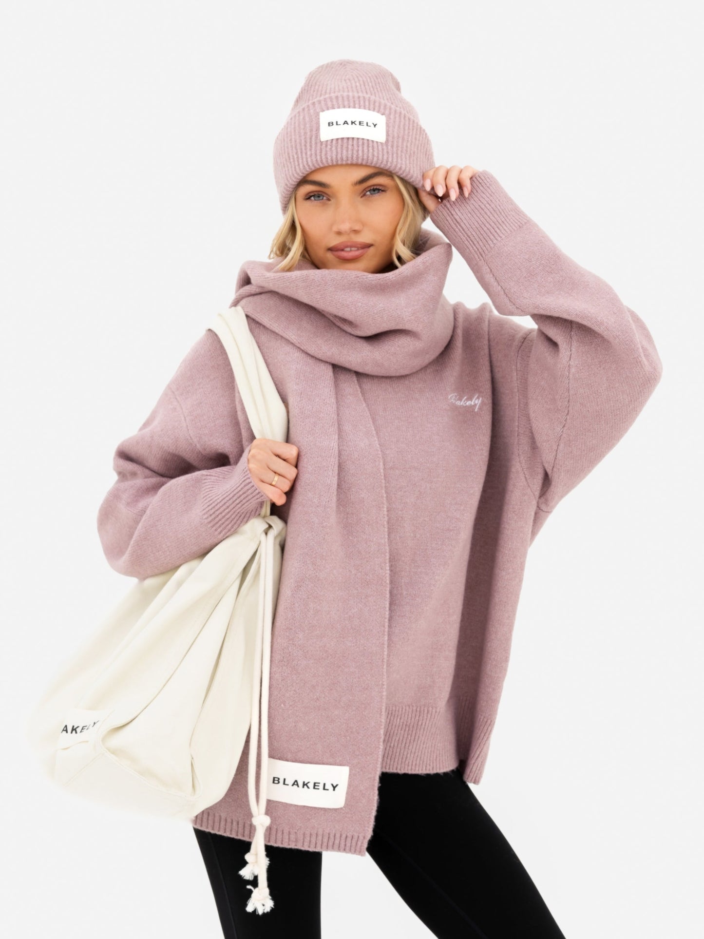 Label Knitted Scarf - Dusty Pink