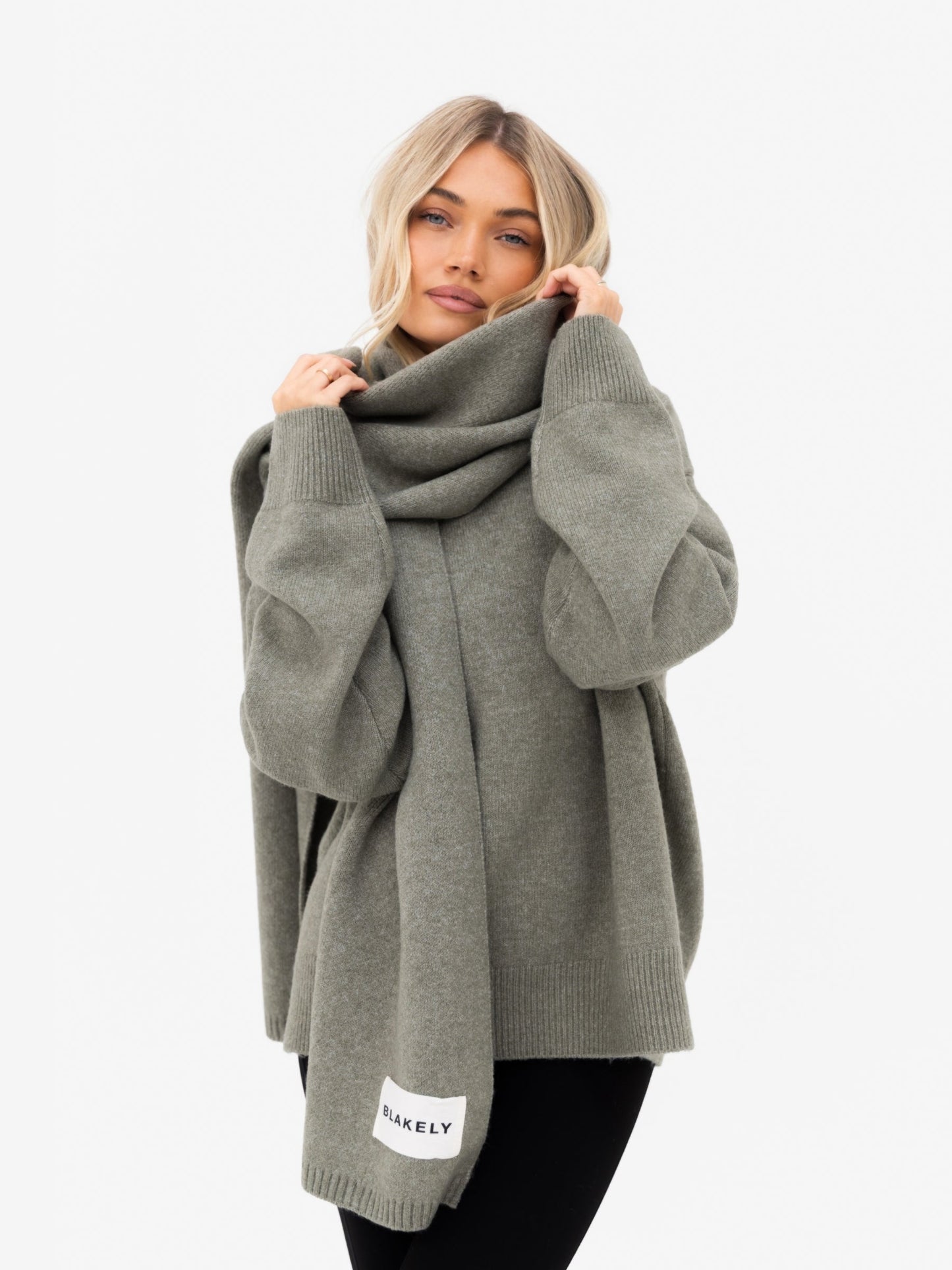 Label Knitted Scarf - Safari Green