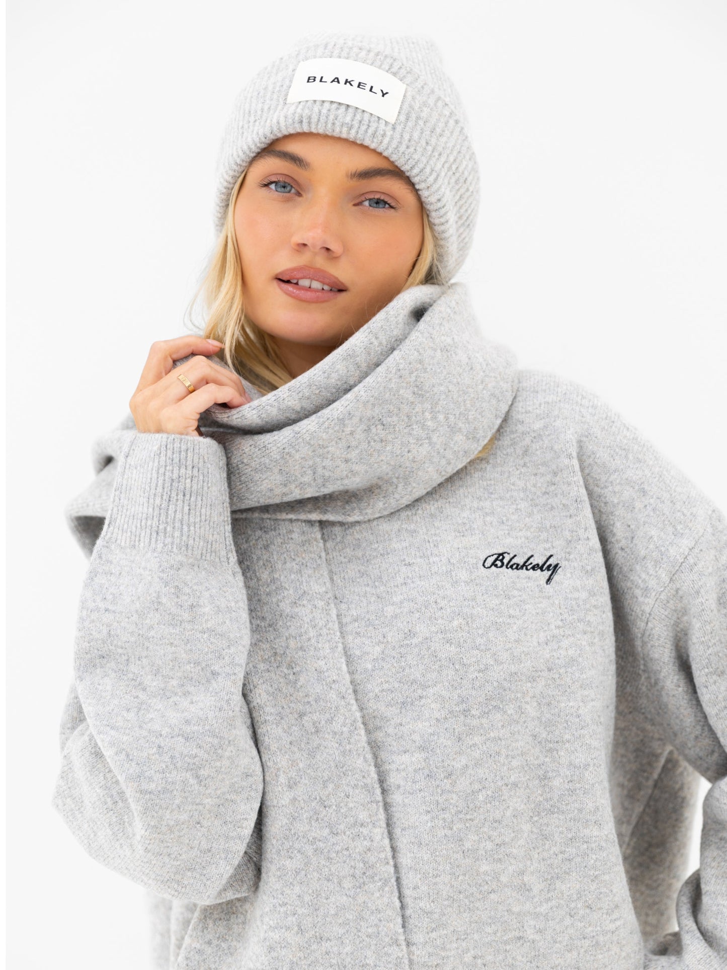 Label Knitted Scarf - Marl Grey