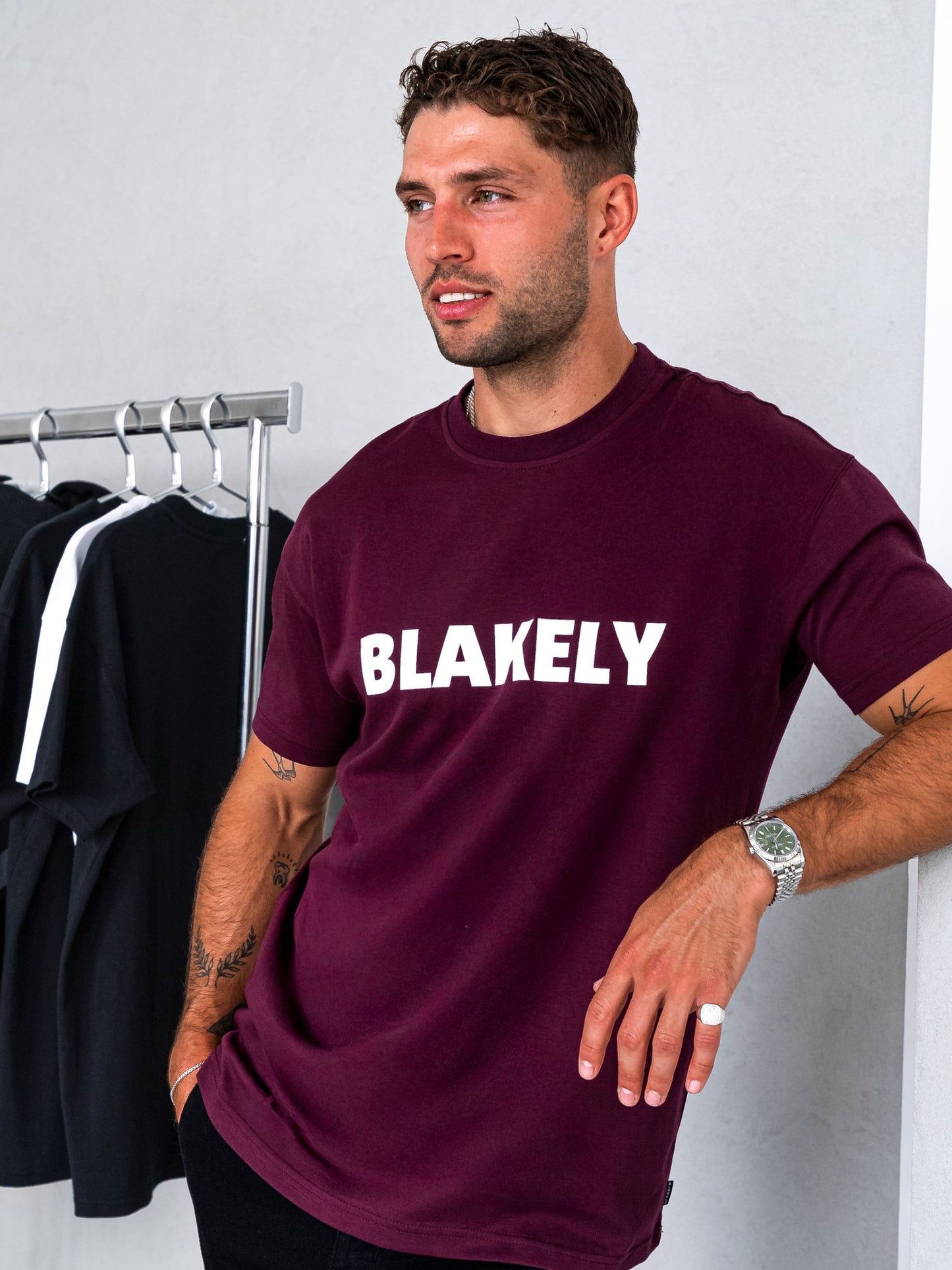 Raife Relaxed T-Shirt - Burgundy