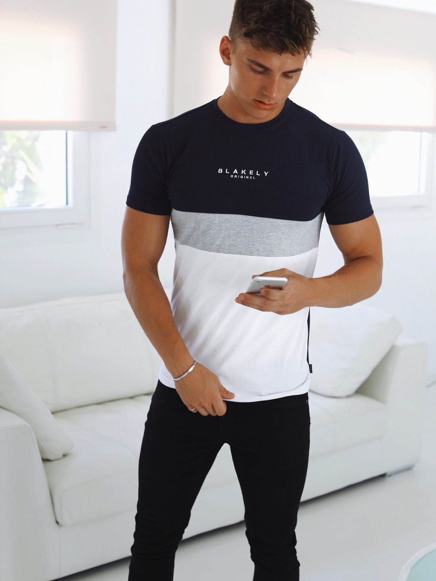Italica T-Shirt - Navy