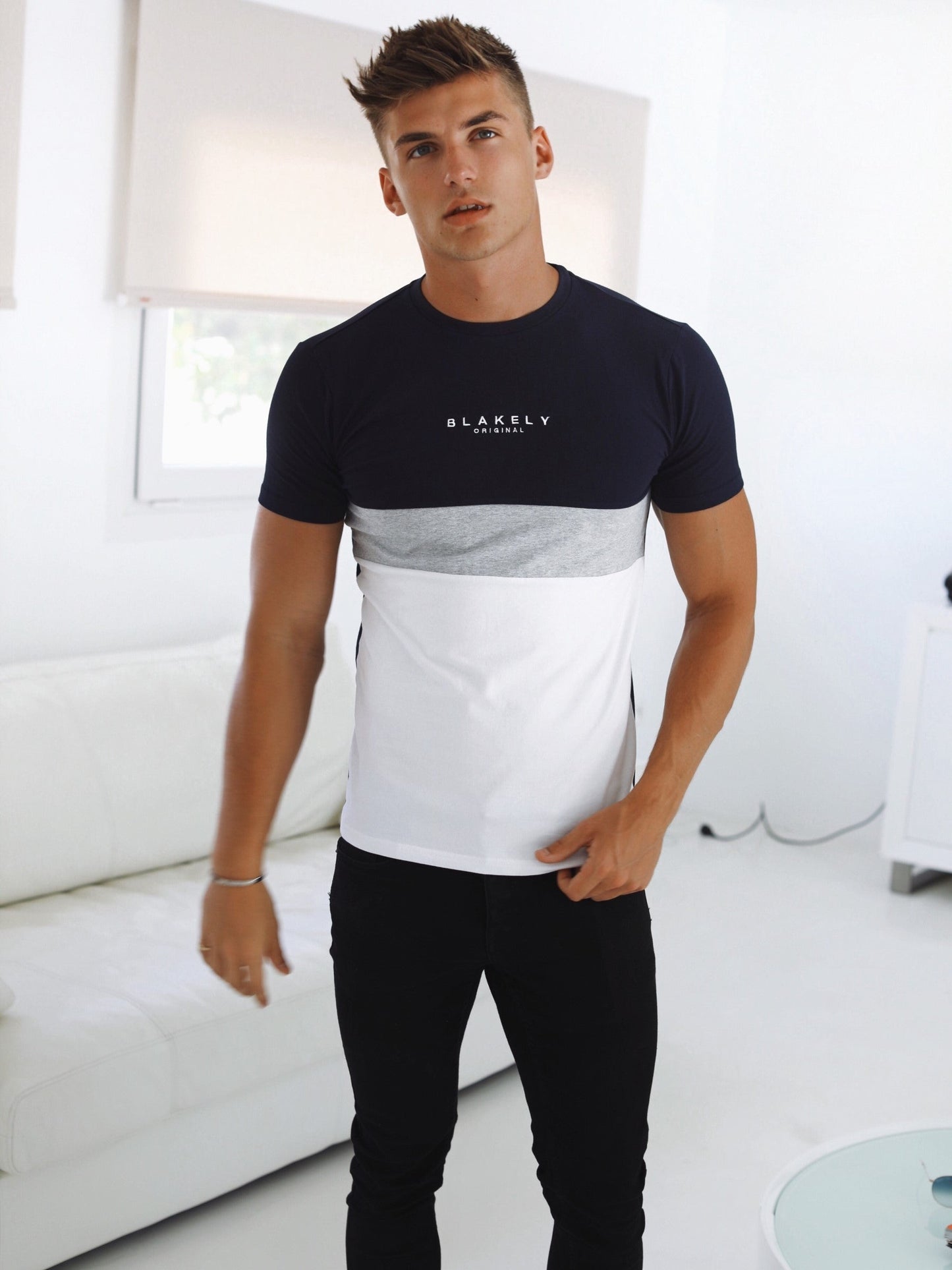 Italica T-Shirt - Navy