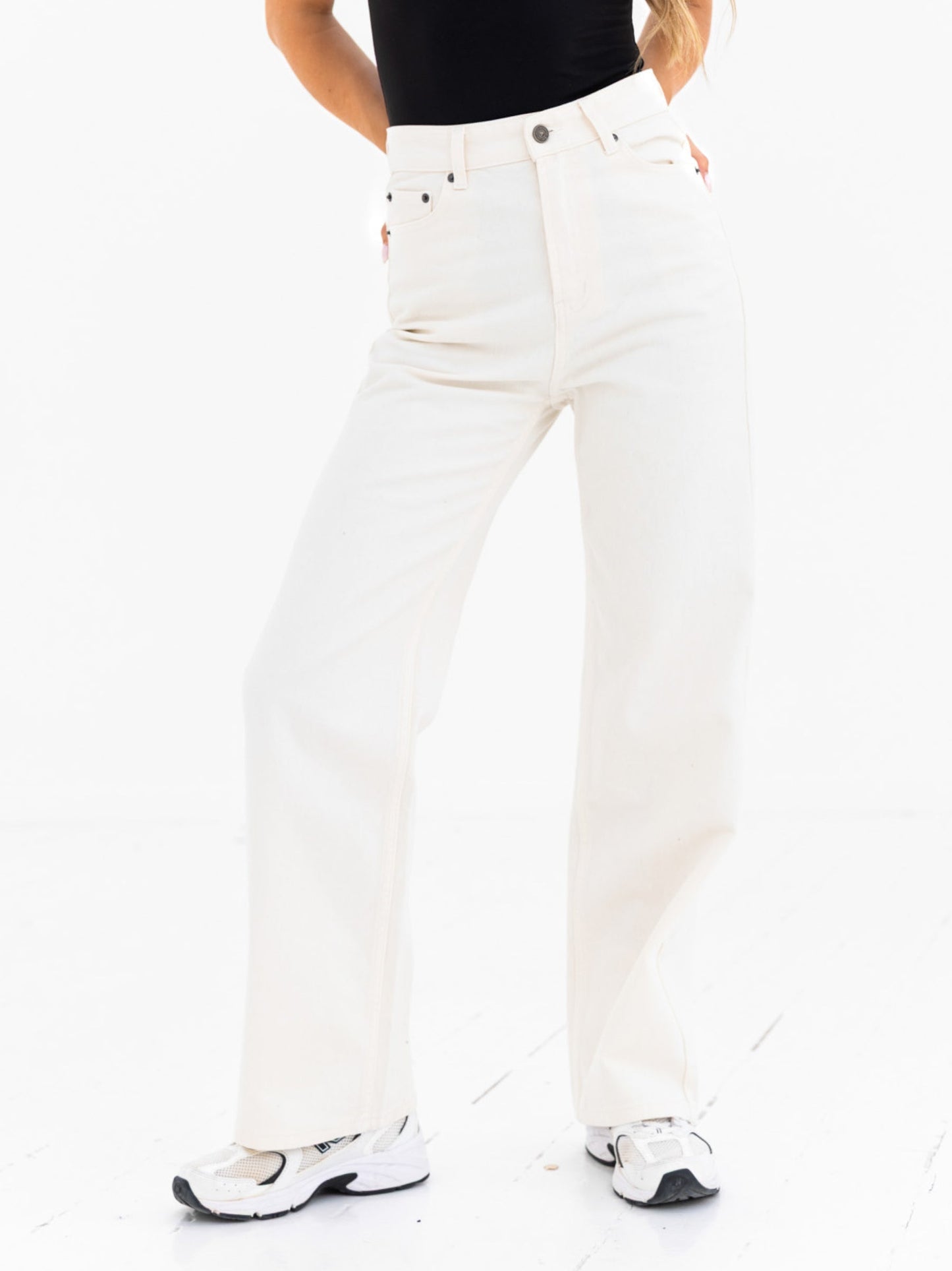 Blakely Wide Leg Jeans - Off White