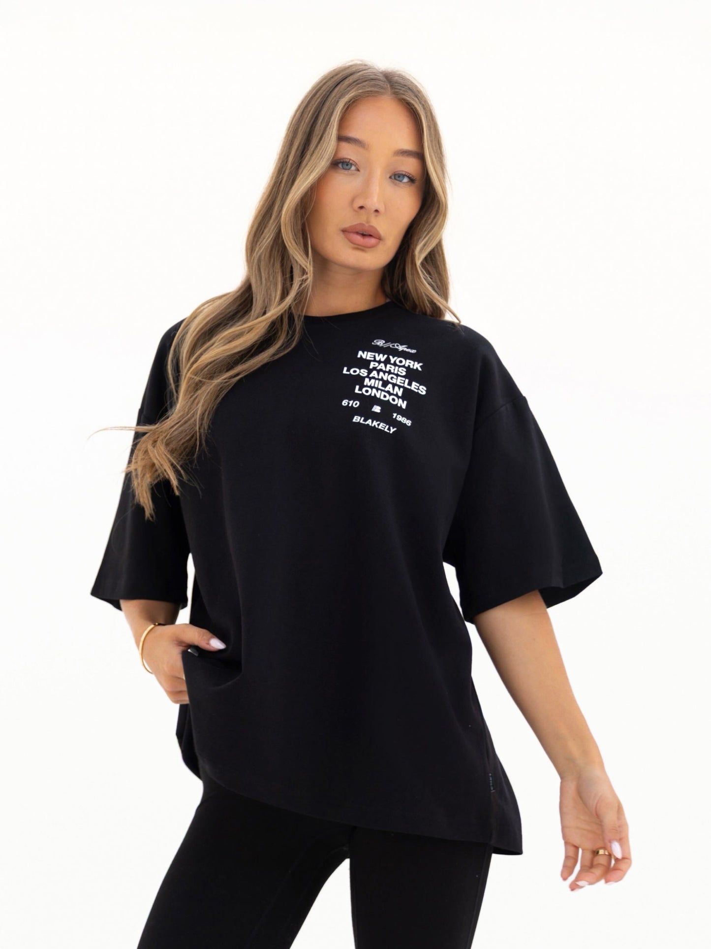 Apex 610 Ultra Oversized T-Shirt - Black