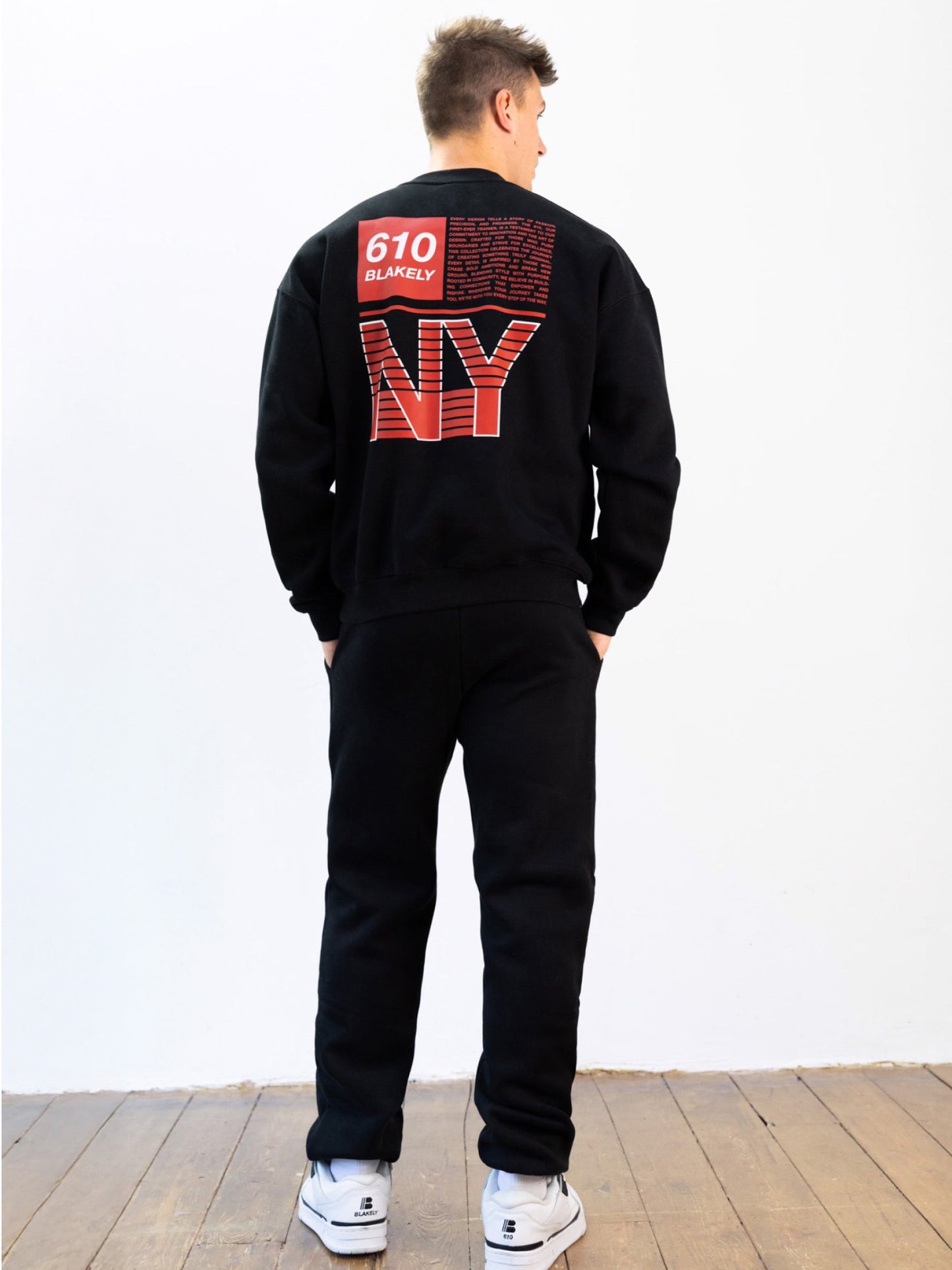 Tribeca 610 Relaxed Sweater - Black